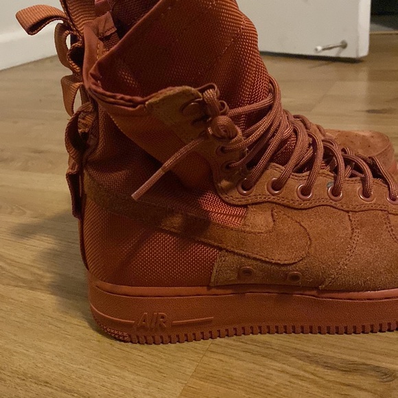 Nike SF Air Force 1 High in Dusty pink or peach rare - Picture 8 of 13